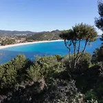 Luna - A Vicino Alle Spiagge Piu Rinomate Della Costa Villasimius